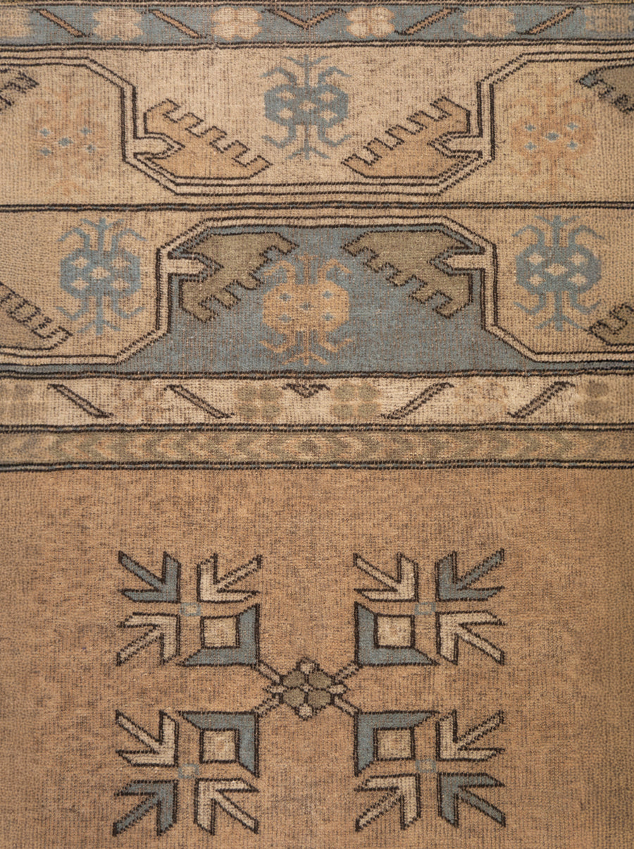 The Ashbury Vintage Oushak Turkish Rug (5.9x9.9')