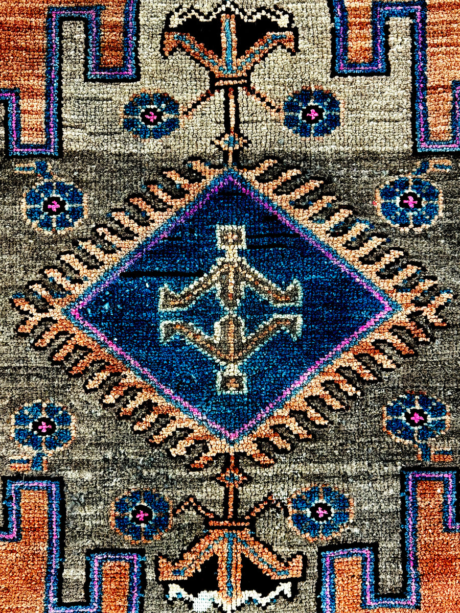 The Wawona Vintage Oushak Rug (5.6x11.5')